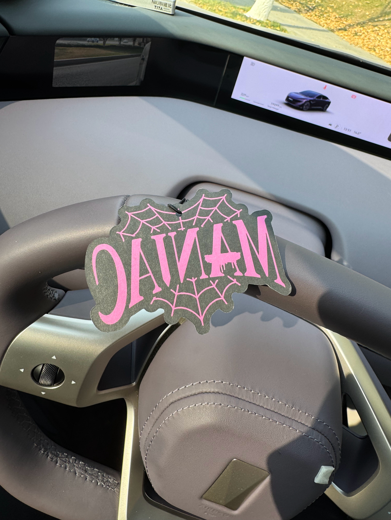 Perfume Fragrance Type - Kpop Style Graffiti Car Air Freshener