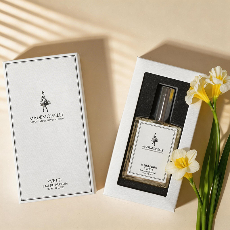 Mademoiselle Cool Fresh Floral - Perfume Aqua Fragrance 评论和价格