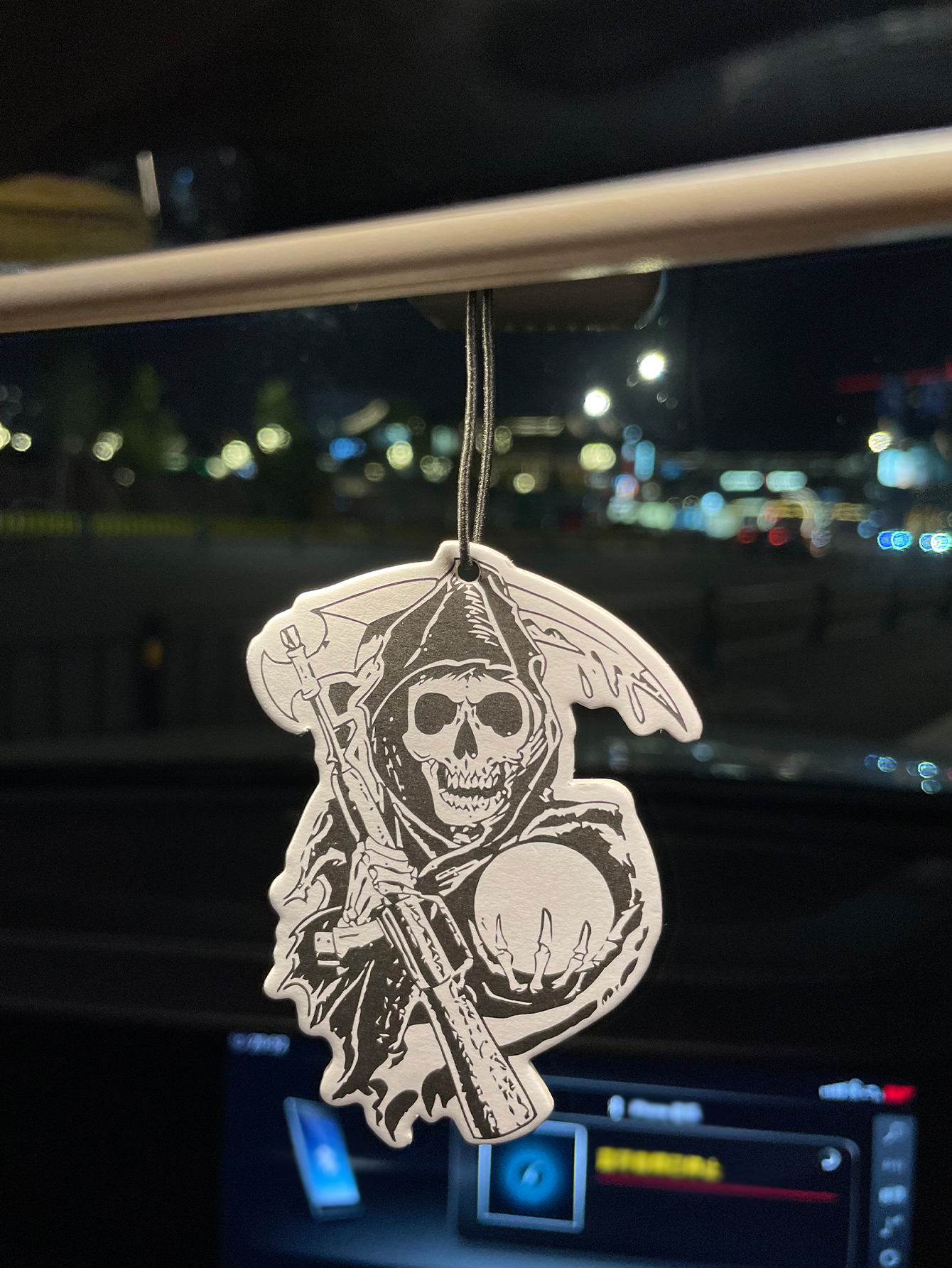 Skull, Hilton Fresh Scent Five - Perfume Fragrance Type 评论和价格